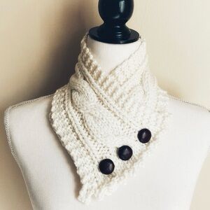 Irish Knit cabled fisherman neck warmer in merino with faux leather buttons